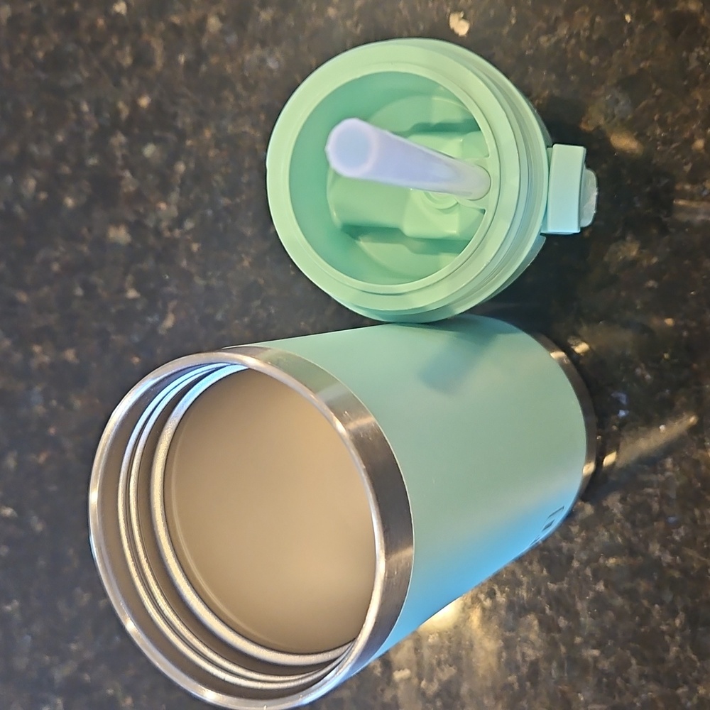 YETI Rambler Jr. In Seafoam Green - Picture 4 of 6
